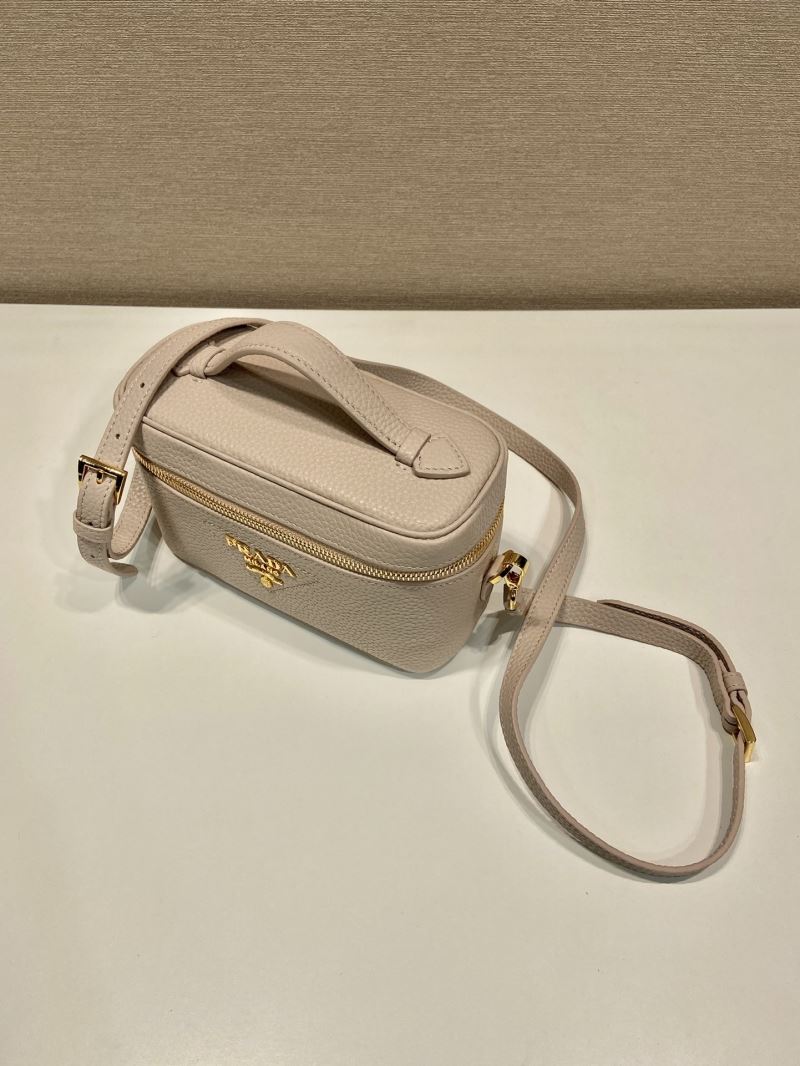 Pra*a box bags
